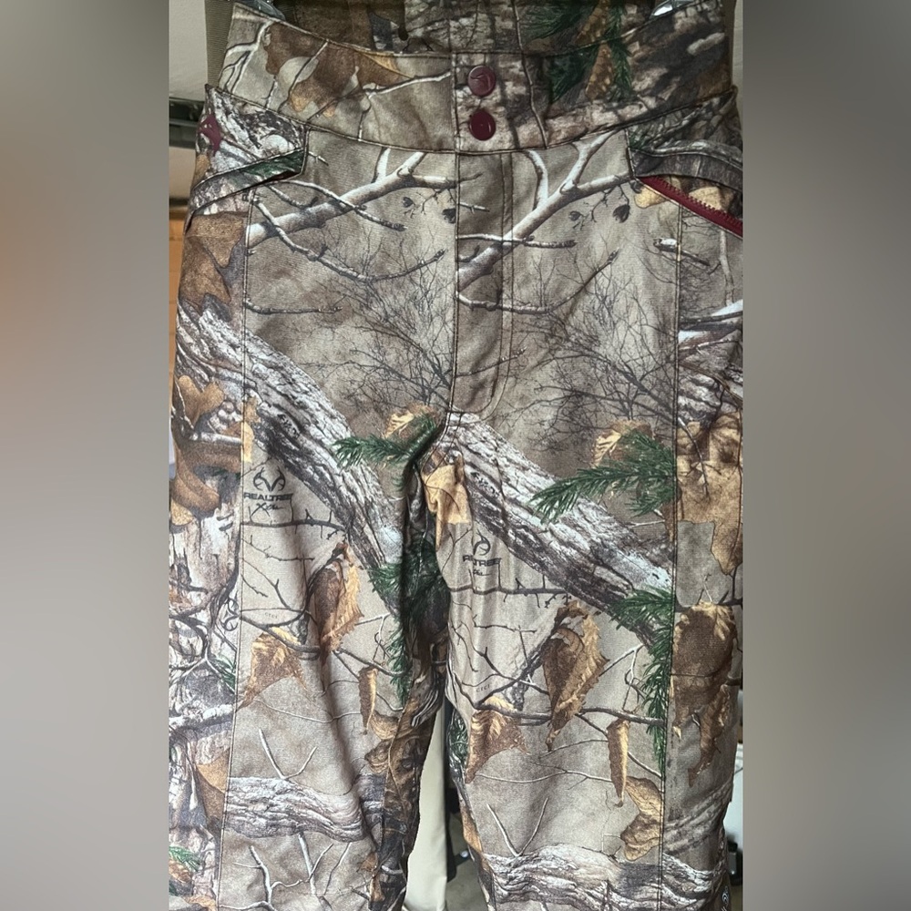 Woman’s Field and Stream winter hunting pants